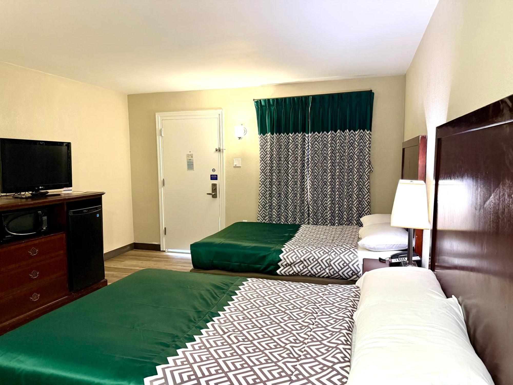 Governor House Inn Arlington/Falls Church Eksteriør billede