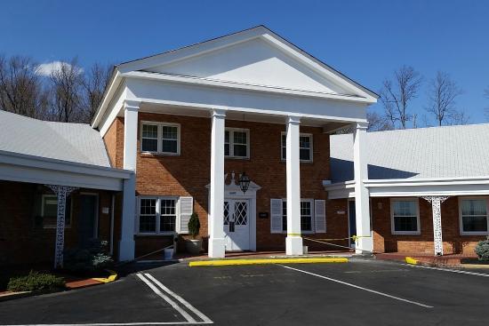 Governor House Inn Arlington/Falls Church Eksteriør billede